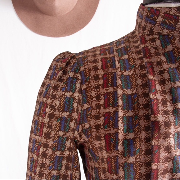 The Ascot Collection by Lady Arrow Vintage Checkered Button Down - Picture 6 of 8